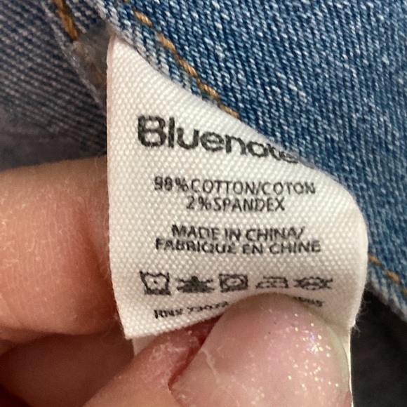 Artisan Hand Painted Blue Notes Cropped Jean Jacket Abstract Heart Acryl… - Picture 6 of 12